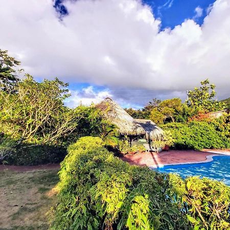 Huahine - Bungalow Tiare Fare Extérieur photo