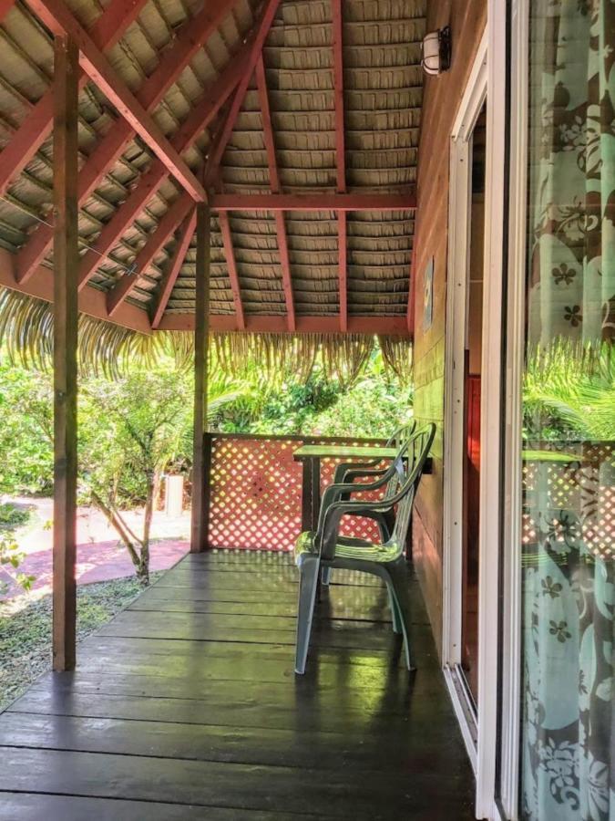 Huahine - Bungalow Tiare Fare Extérieur photo