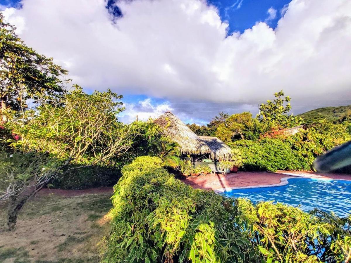 Huahine - Bungalow Tiare Fare Extérieur photo